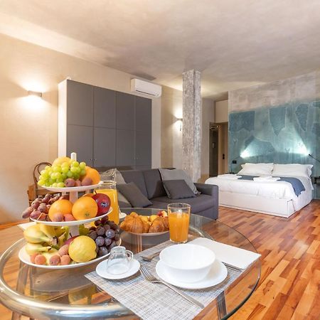 Il Garbo Apartments And Suite เวโรนา ภายนอก รูปภาพ