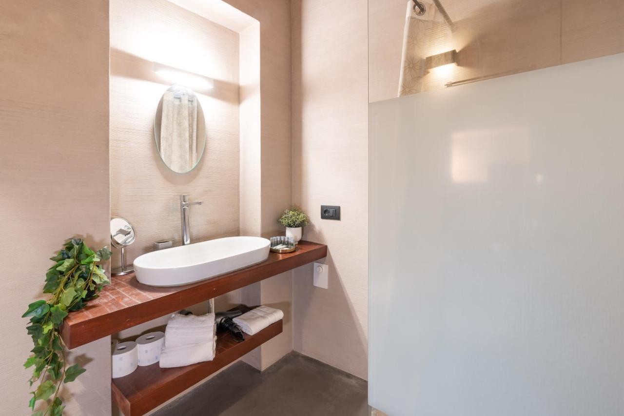 Il Garbo Apartments And Suite เวโรนา ภายนอก รูปภาพ