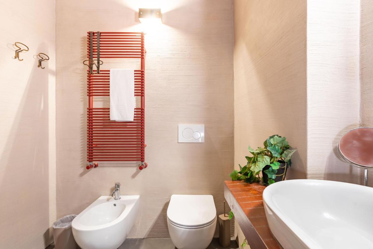 Il Garbo Apartments And Suite เวโรนา ภายนอก รูปภาพ